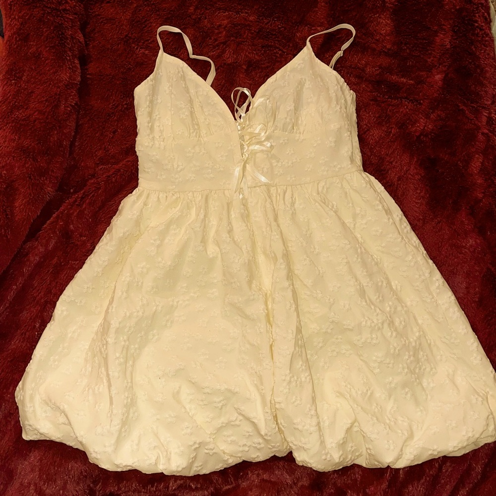 Poofy Yellow Flower Dress by Cider - size M